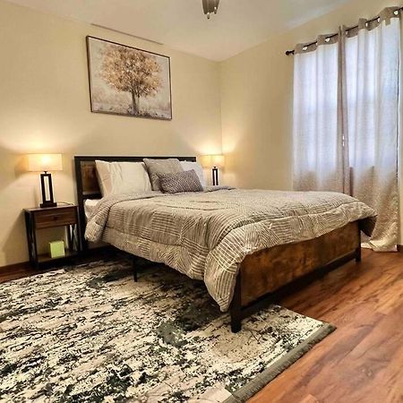 Beautiful 2Br Apartment. Black-Out Curtains ピオリア エクステリア 写真